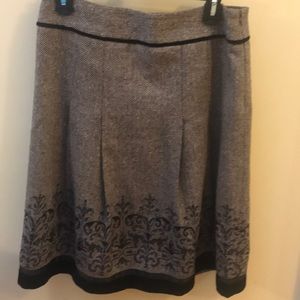 Tweed skirt